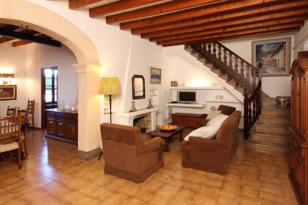 ホテルEl Vila ポレンサ 部屋 写真