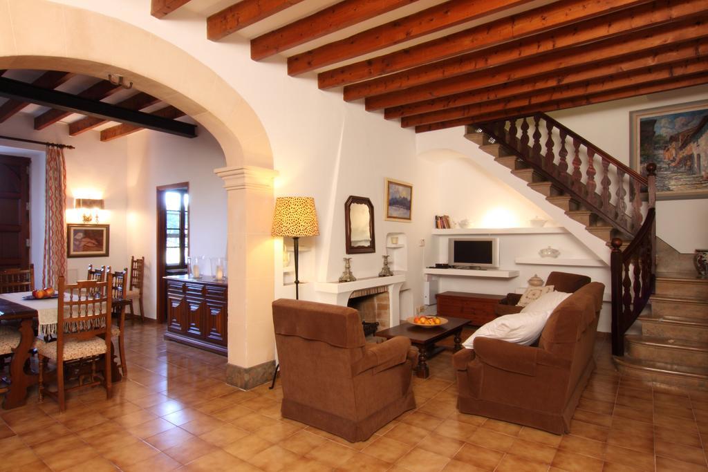 ホテルEl Vila ポレンサ 部屋 写真